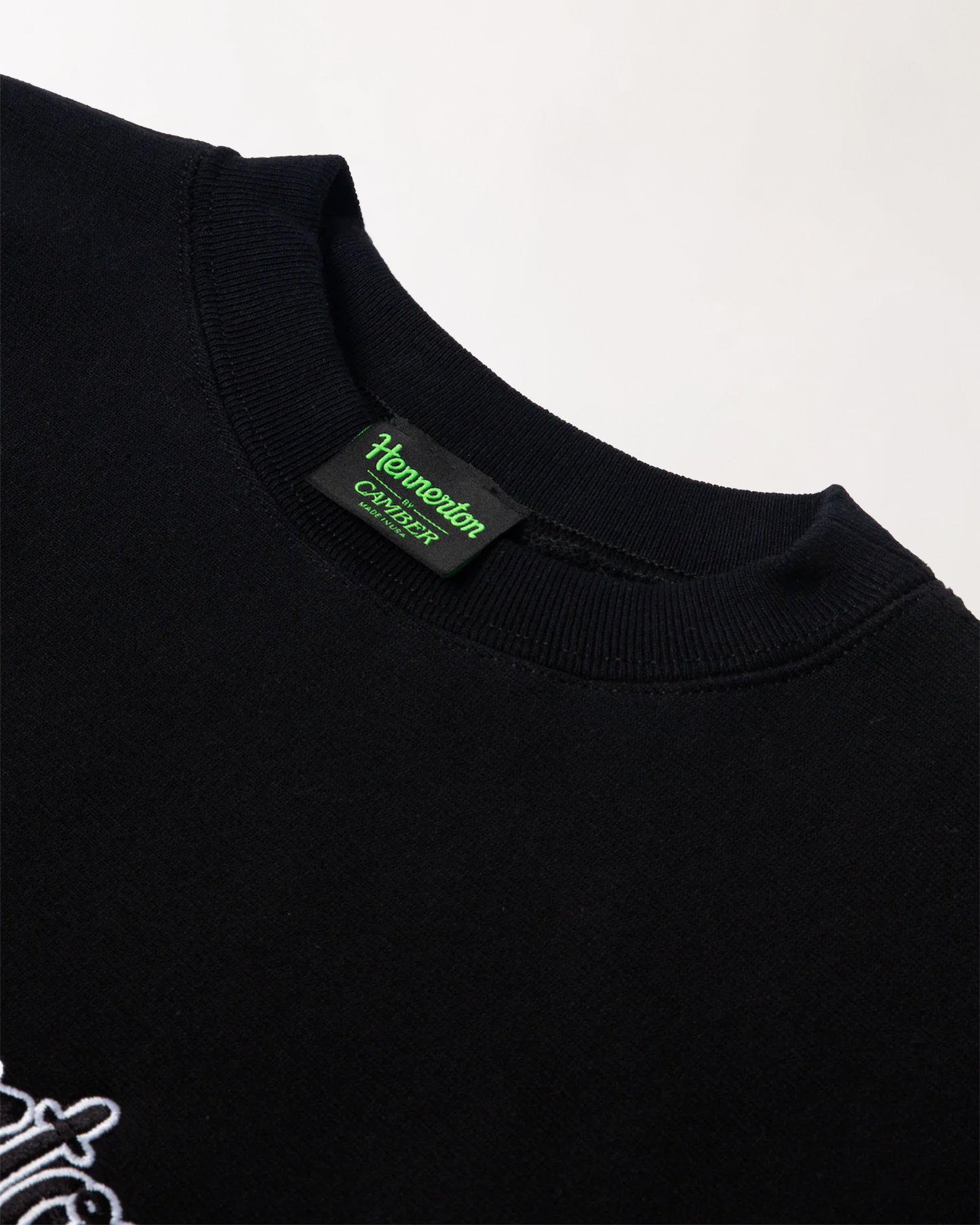 HENNERTON CAMBER CORE LOGO SWEATSHIRT: BLACK