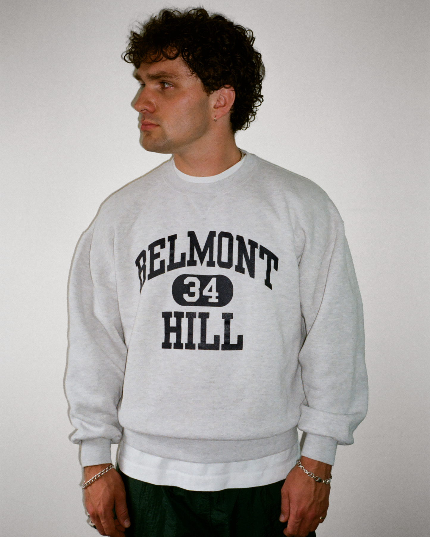 90s Belmont Hill Sweatshirt: Grey L/XL