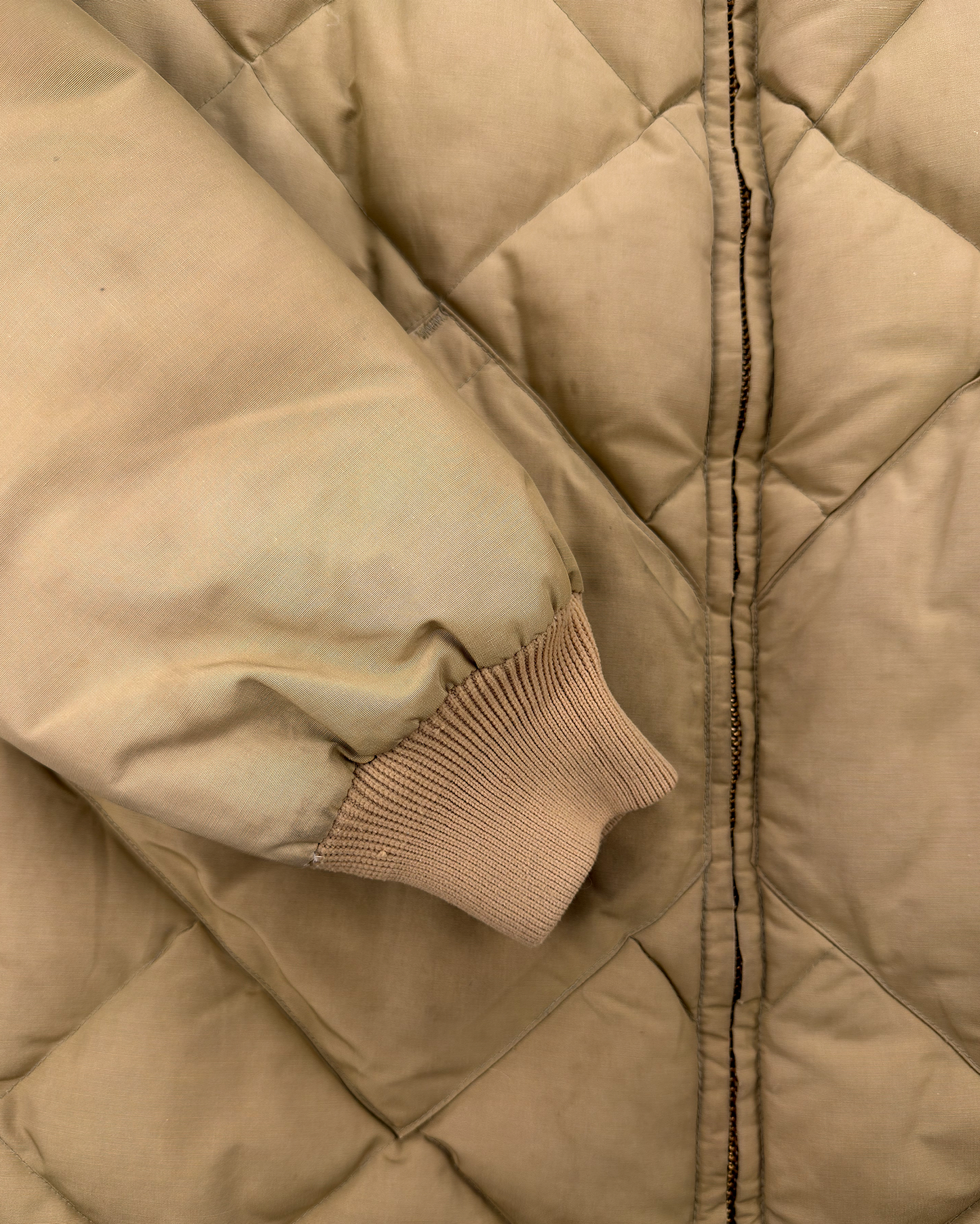 70s Eddie Bauer Skyliner Down Jacket: Beige M/L
