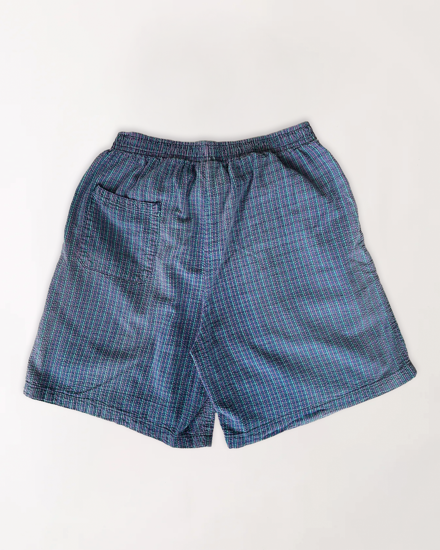 90s UMBRO SEERSUCKER SHORTS 30-34"