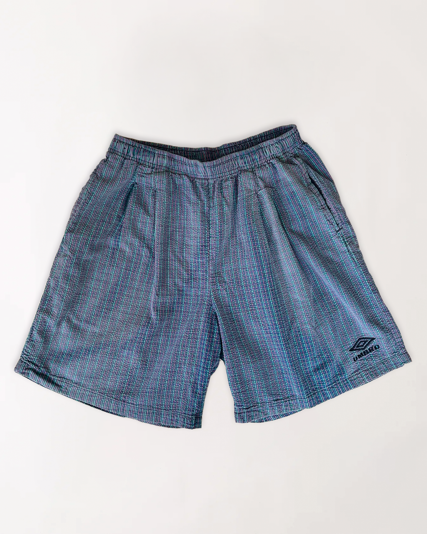 90s UMBRO SEERSUCKER SHORTS 30-34"